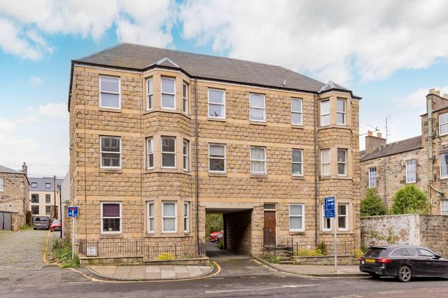 4 bed property, in East Preston Street, £260,000
