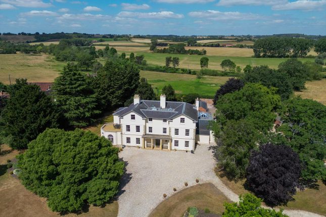 8 bed property, in Wasperton, £3,500,000