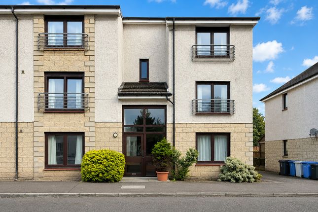 2 bed property, in Mill Street, £89,950
