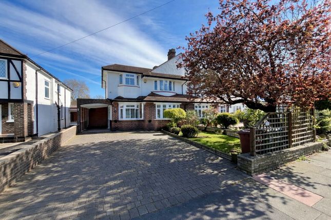 4 bed property, in Willersley Avenue, £780,000