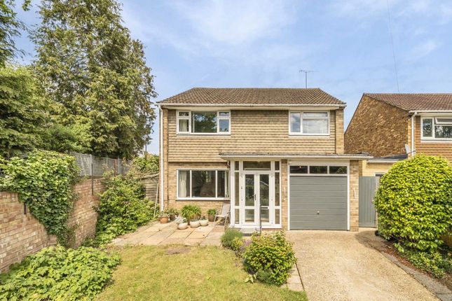 4 bed property, in Broad Lane, £975,000