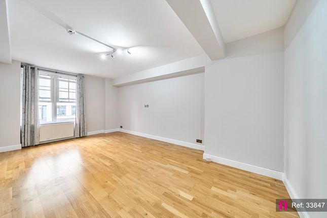 1 bed property, in Edgware Road, £385,000