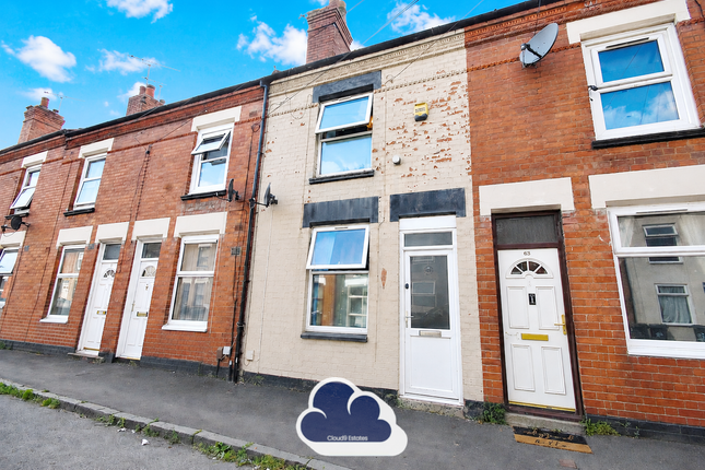 2 bed property, in Highfield Road, £150,000