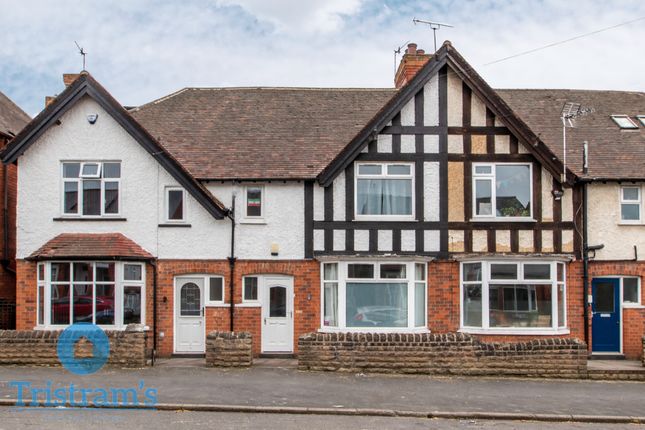 4 bed property, in Elmsthorpe Avenue, £325,000