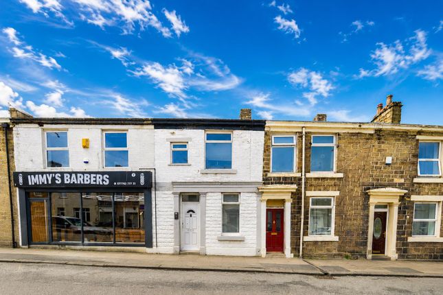 3 bed property, in Barnes Street, £120,000