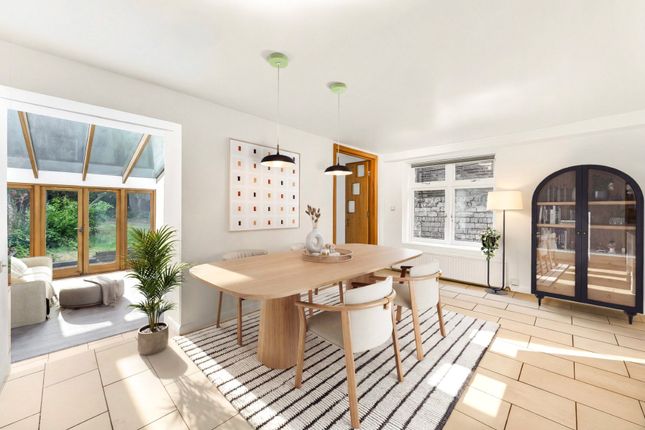 2 bed property, in St. Augustines Road, £800,000