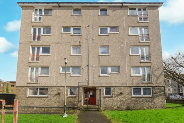 2 bed property, in George Street, £70,000