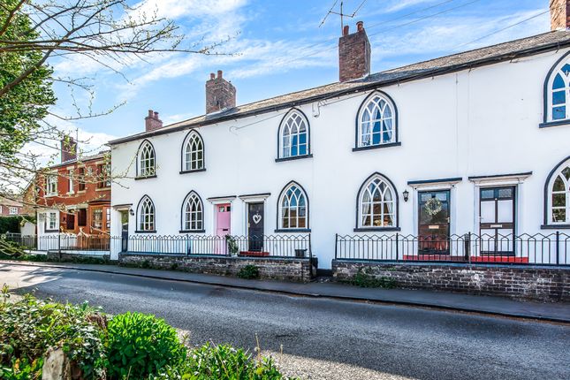 2 bed property, in Church Road, £260,000