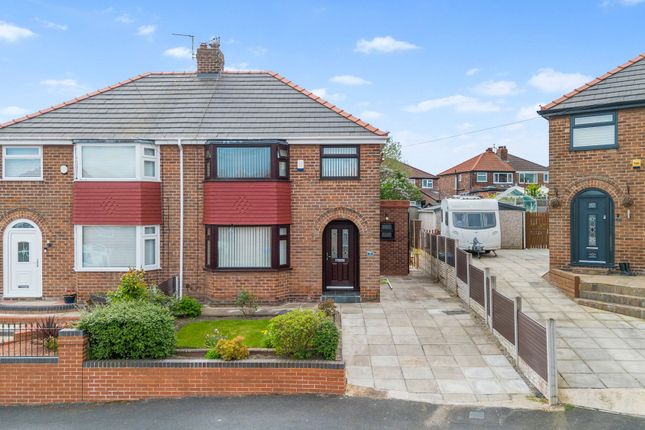3 bed property, in Kingsley Crescent, £240,000