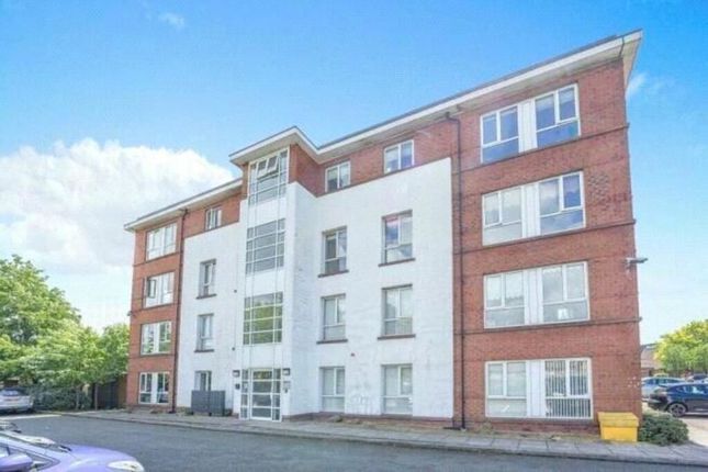 2 bed property, in Gilmartin Grove, £75,000