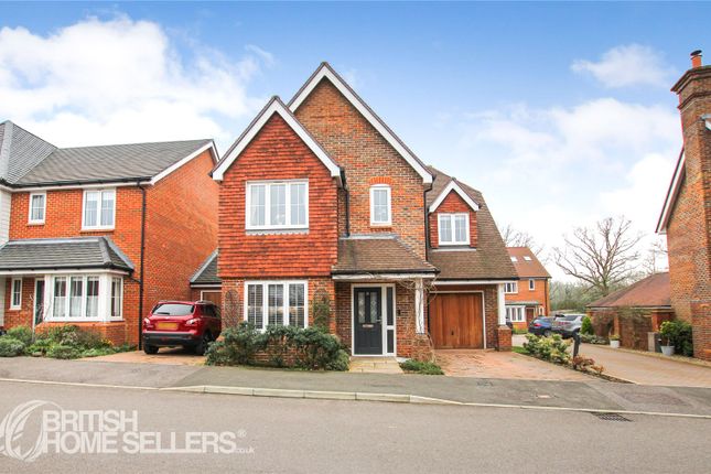 5 bed property, in Windacres Farm Lane, £690,000