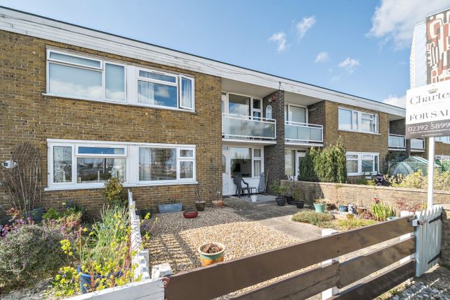 1 bed property, in Trinity Green, £200,000