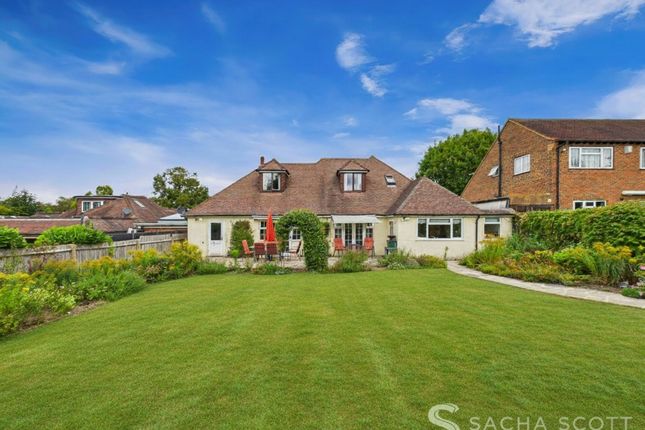 4 bed property, in Gilhams Avenue, £900,000