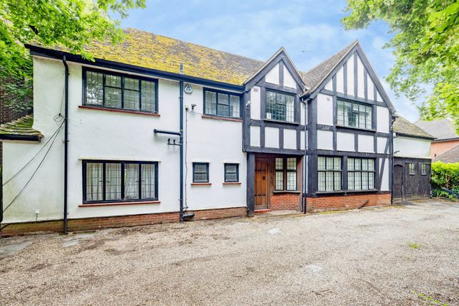 5 bed property, in Hempstead Road, £2,000,000