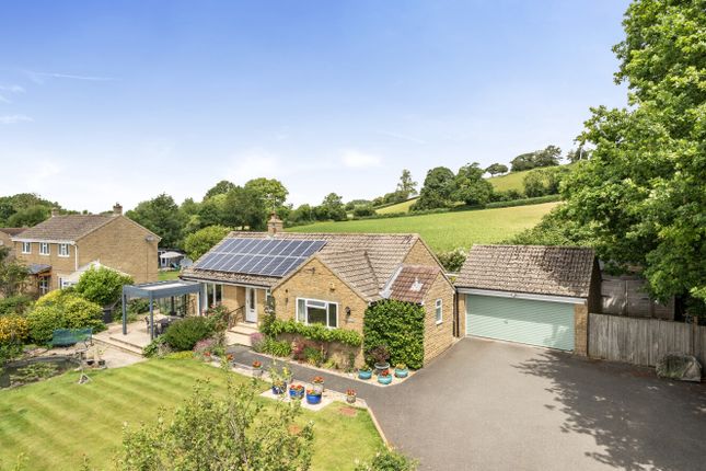 3 bed property, in Stocklinch, £595,000