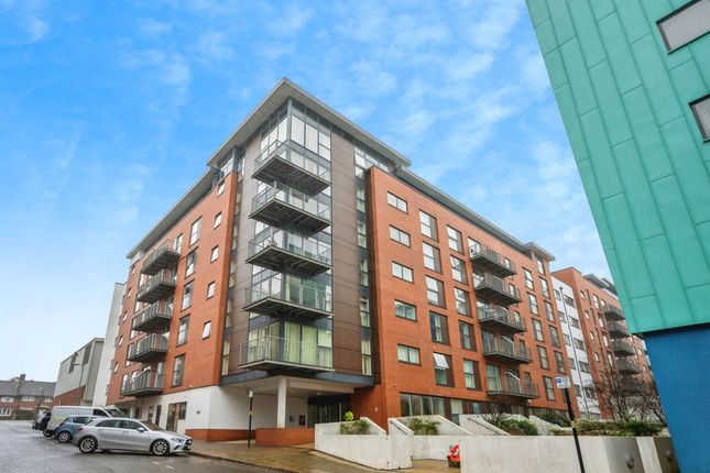 1 bed property, in Sherborne Street, £95,000