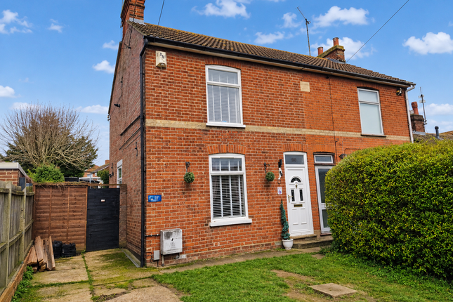 3 bed property, in Henniker Road, £235,000
