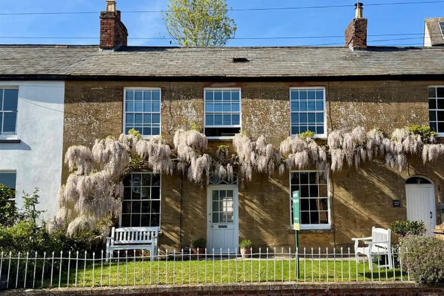 3 bed property, in East Street, £490,000