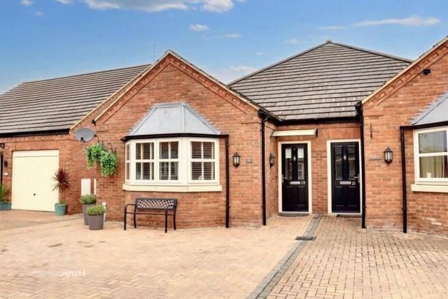 2 bed property, in Eastlands, £295,000