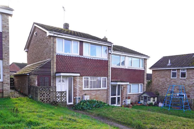 3 bed property, in Windrush, £220,000