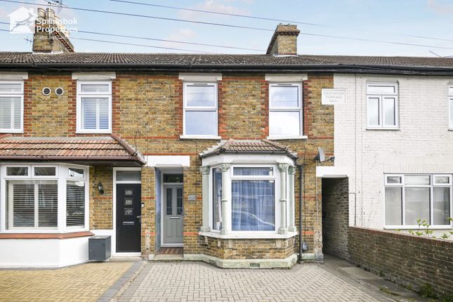 3 bed property, in London Road, £255,000