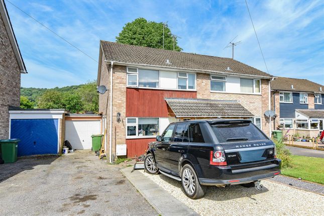 3 bed property, in Tennyson Road, £315,000