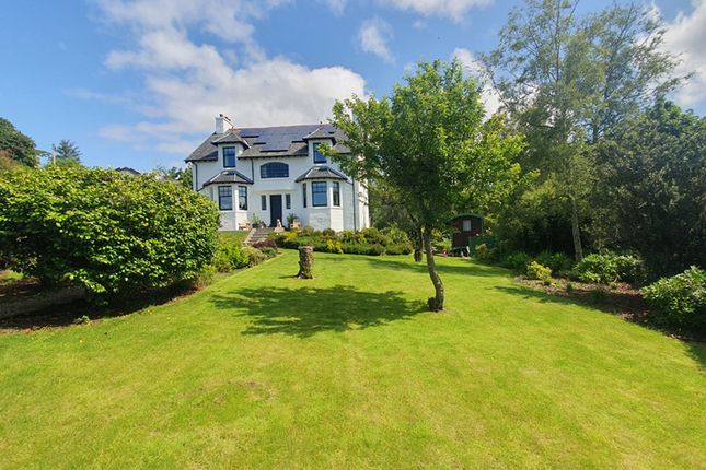 4 bed property, in The Old Manse, £560,000