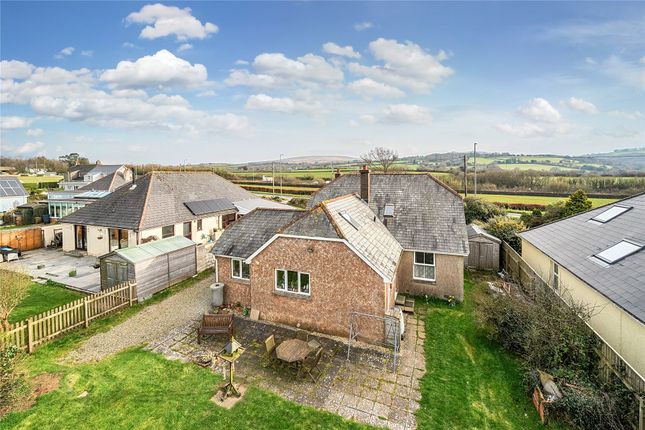 4 bed property, in Stockley, £450,000