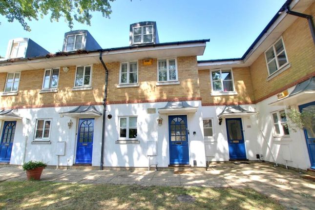 3 bed property, in Arlott Court, £375,000