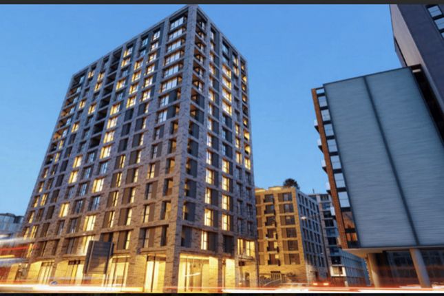 2 bed property, in Thompson Street, £375,000