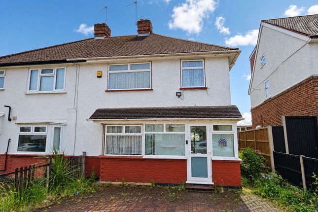 3 bed property, in Lawrence Road, £475,000