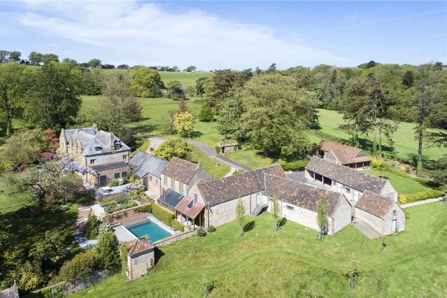 8 bed property, in Blackdown, £3,750,000