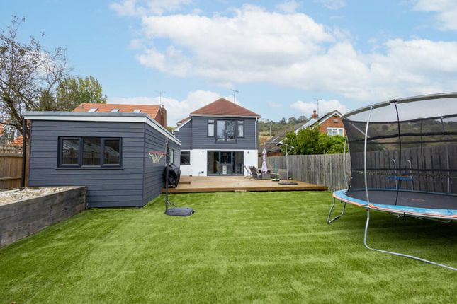 4 bed property, in St. Marys Road, £600,000