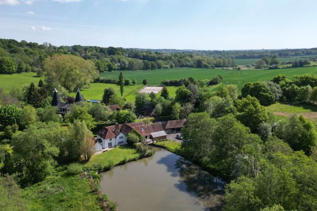 5 bed property, in Lamberhurst, £1,200,000