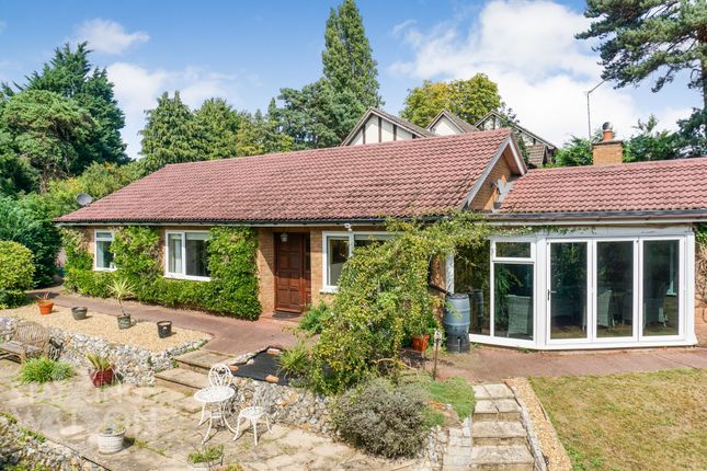 3 bed property, in Pinewood Close, £475,000
