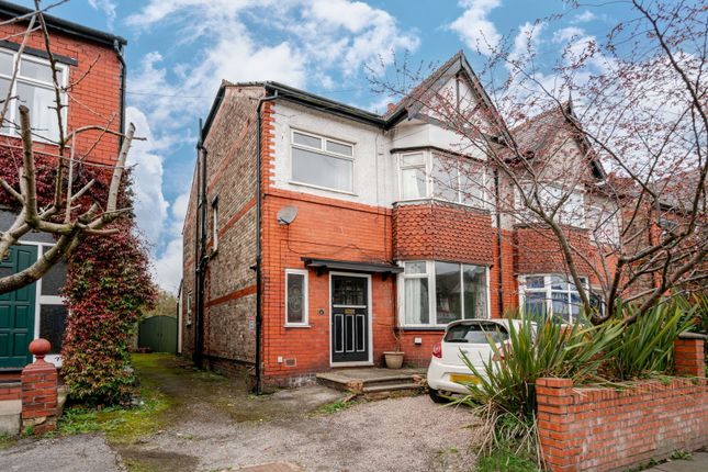 4 bed property, in Park Road, £500,000