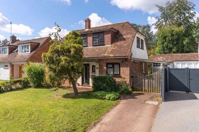 3 bed property, in College Road, £695,000