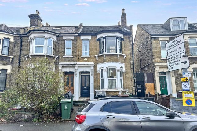 2 bed property, in Grove Green Road, £439,000