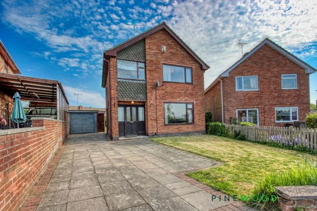 3 bed property, in Linden Avenue, £230,000