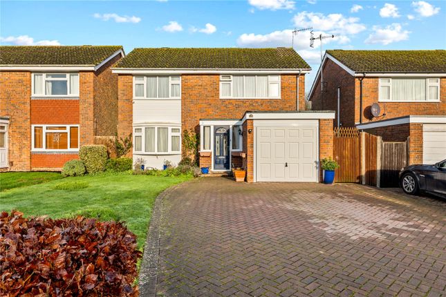 3 bed property, in Marlhurst, £575,000