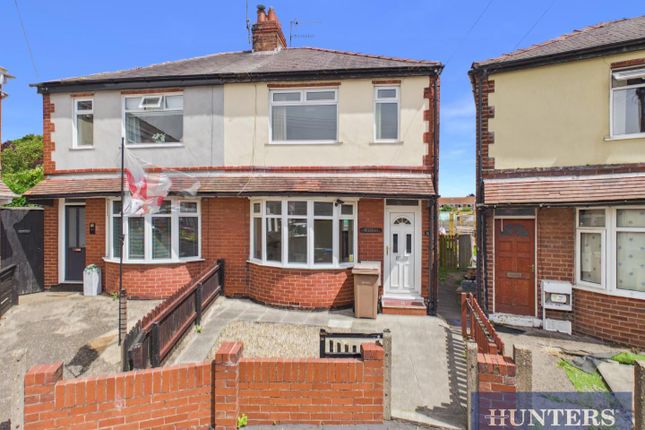 2 bed property, in St. Jude Road, £100,000