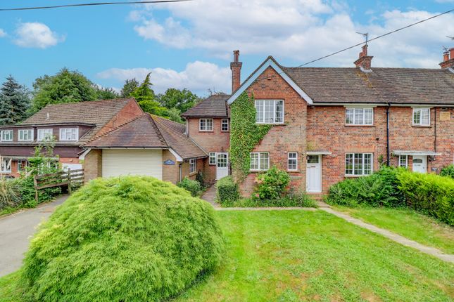 5 bed property, in Kings Lane, £875,000