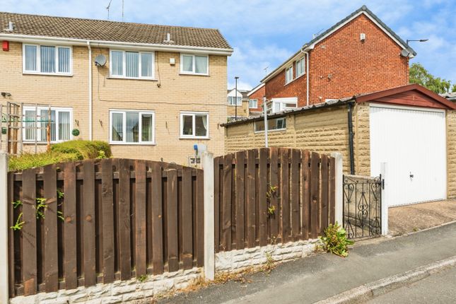 3 bed property, in Freeman Gardens, £170,000