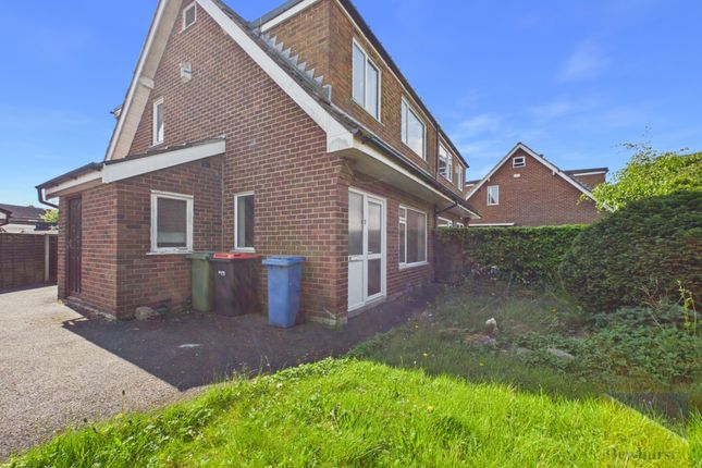 3 bed property, in Pennine Gardens, £199,999