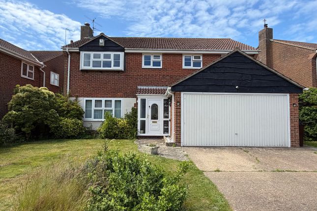 4 bed property, in Coverdale Avenue, £625,000