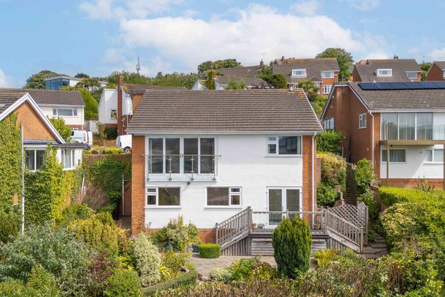 4 bed property, in Bryn Heulog, £350,000