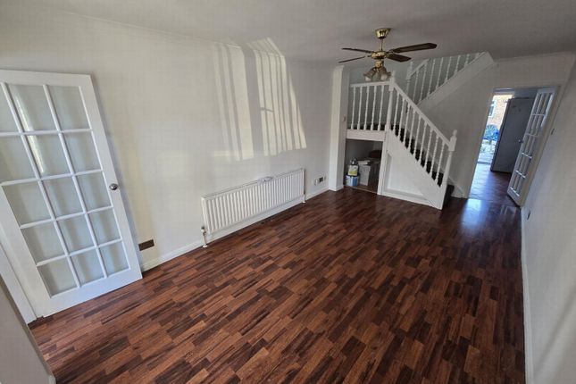 2 bed property, in Waterbeach Road, £360,000