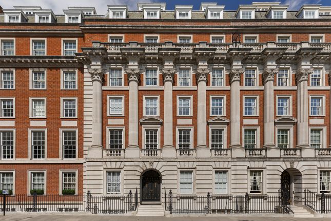 3 bed property, in Grosvenor Square, £6,000,000