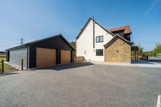 5 bed property, in Corner Farm, £1,500,000