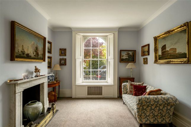 4 bed property, in Paultons Square, £4,000,000
